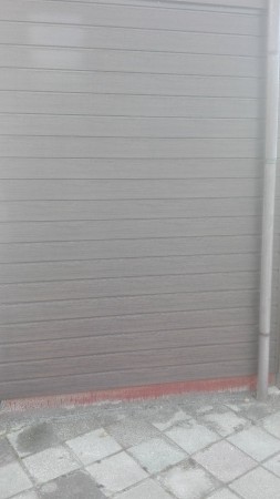 kunststof delen aangebracht met houtlook
